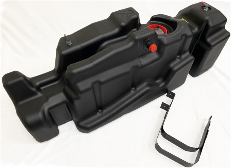 Chevrolet Silverado 3500 Fuel Tank - Titan Fuel Tanks - XXL Mid-Ship - black - `20-`24